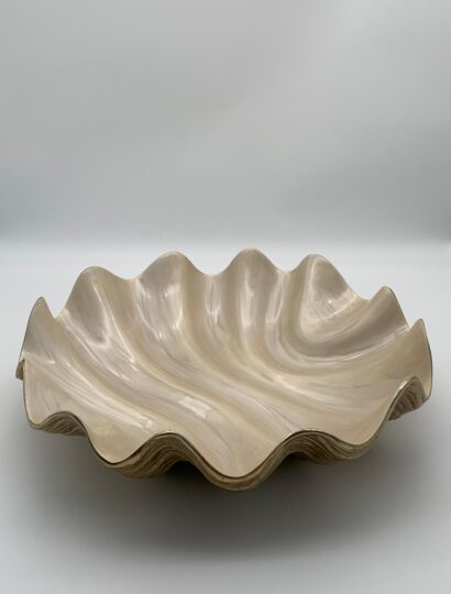 Chehoma - Große beige Emaille-Muschelschale