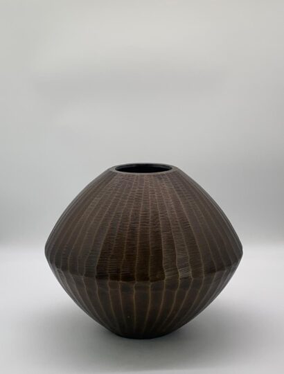 Riverdale - Blumenvase Hailey rund bronze - Größe: M